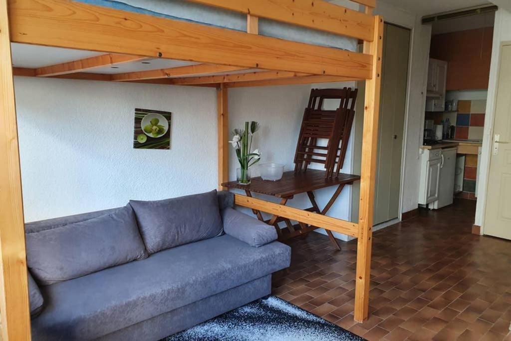 Studio Cabines 6 Couchages 150 M De La Plage Et A Quelques Secondes Des Commerces Wifi Gratuit Ла Гранде-Моте Екстериор снимка